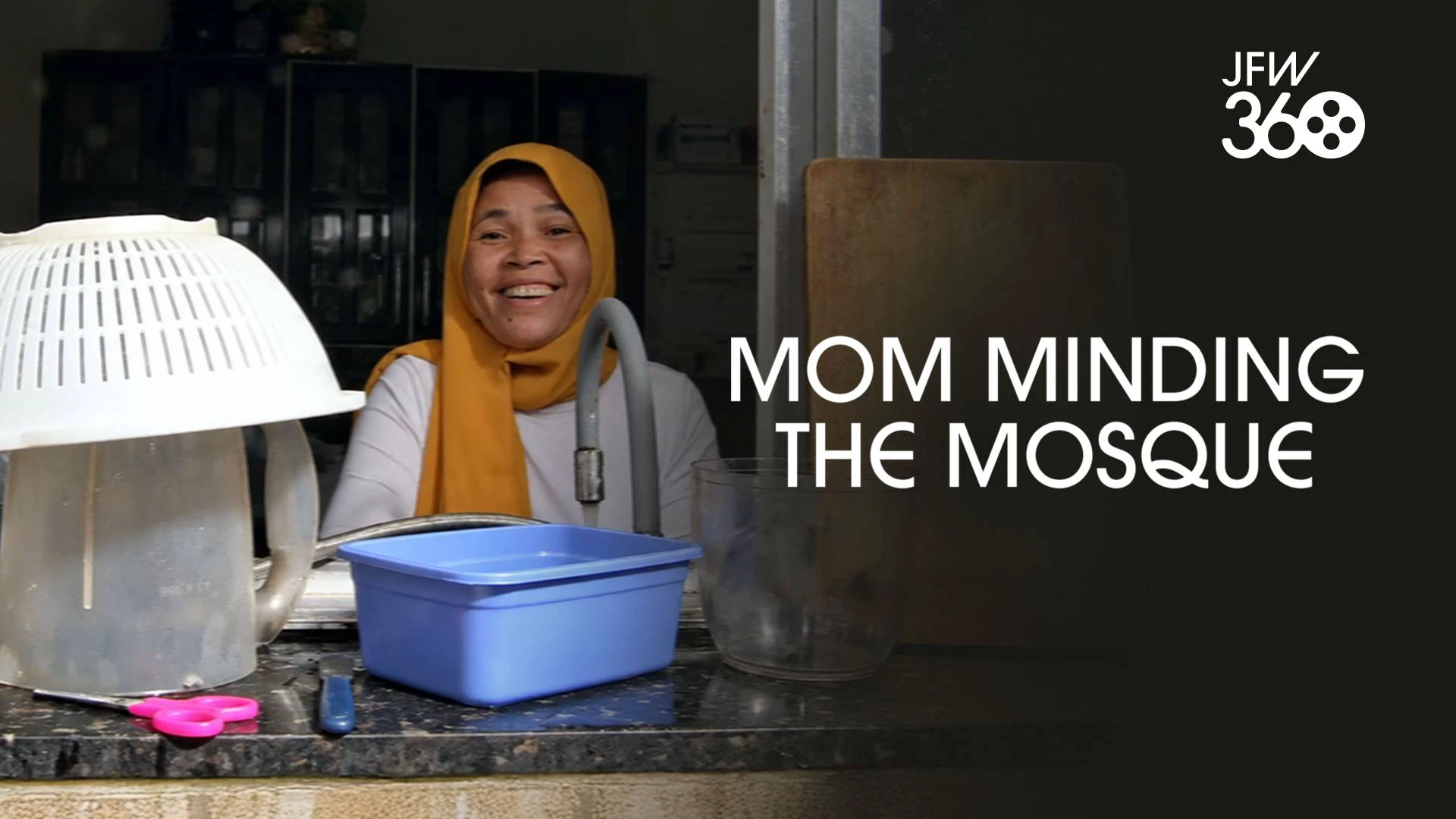 Mom Minding the Mosque