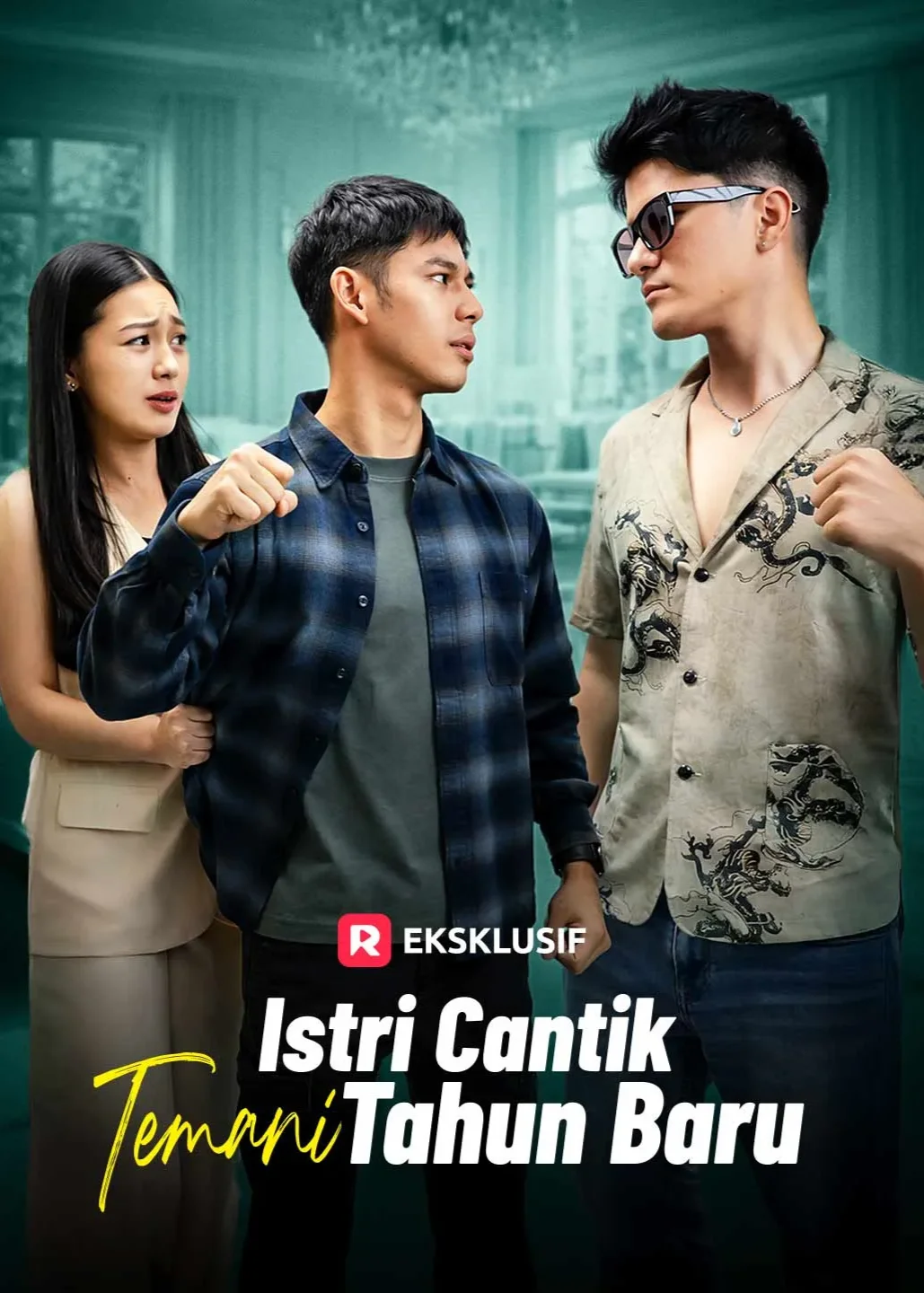 Istri Cantik Temani Tahun Baru
